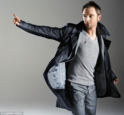 It's A Man's World: John Simm